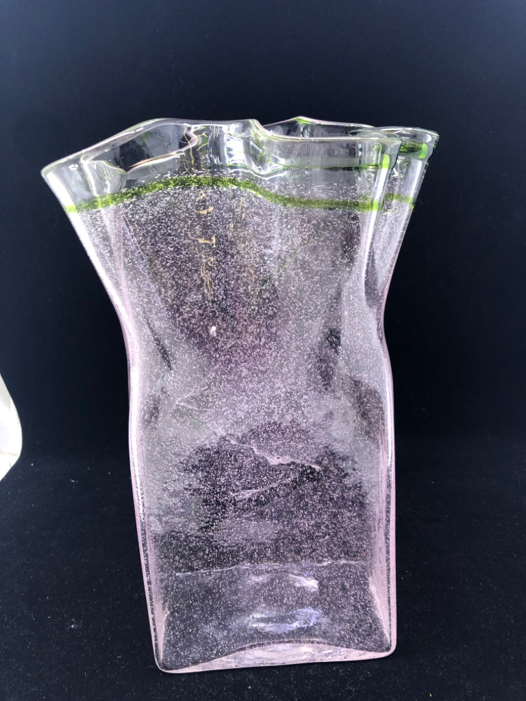 LARGE PINK BLOWN GLASS BUBBLE SQUARE HANDKERCHIEF VASE W/ GREEN EMBOSSED ZIGZAG.