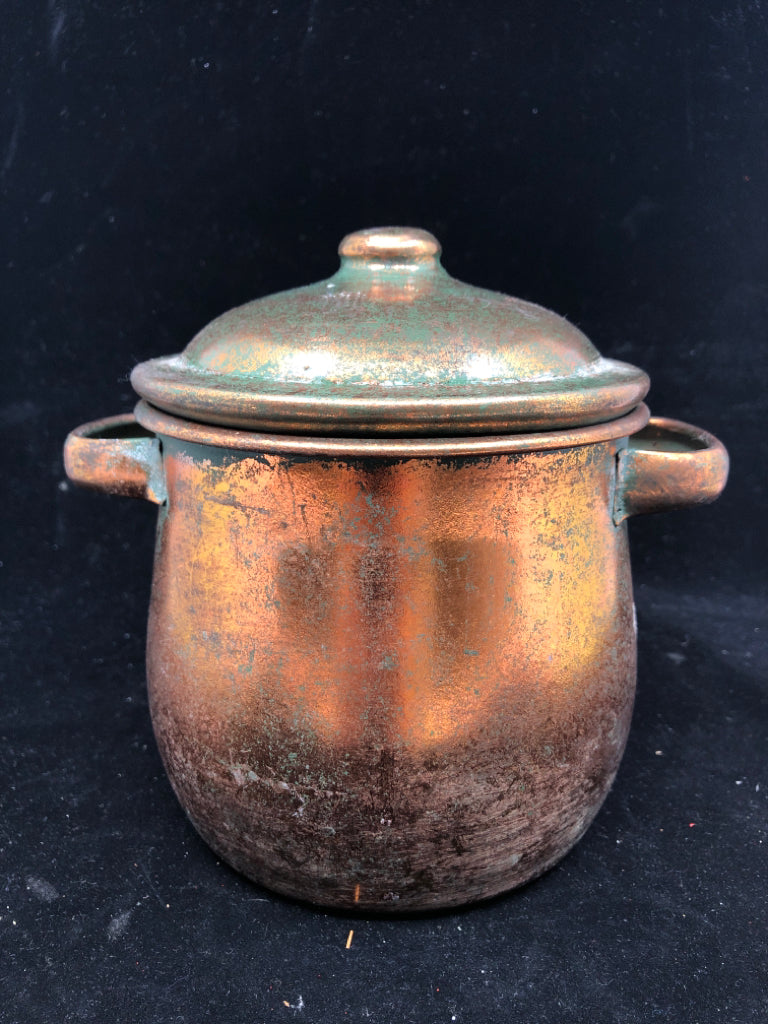 VTG METAL COPPER POT W LID.