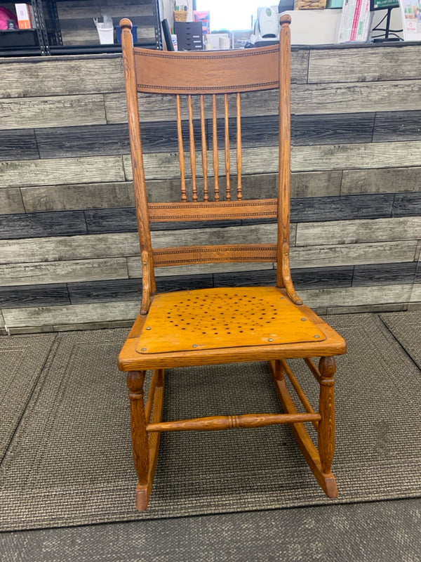 VTG WOOD ROCKING CHAIR W BEADED EDGE.