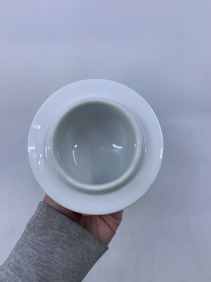 WHITE GINGER JAR W/ RED FLOWERS.