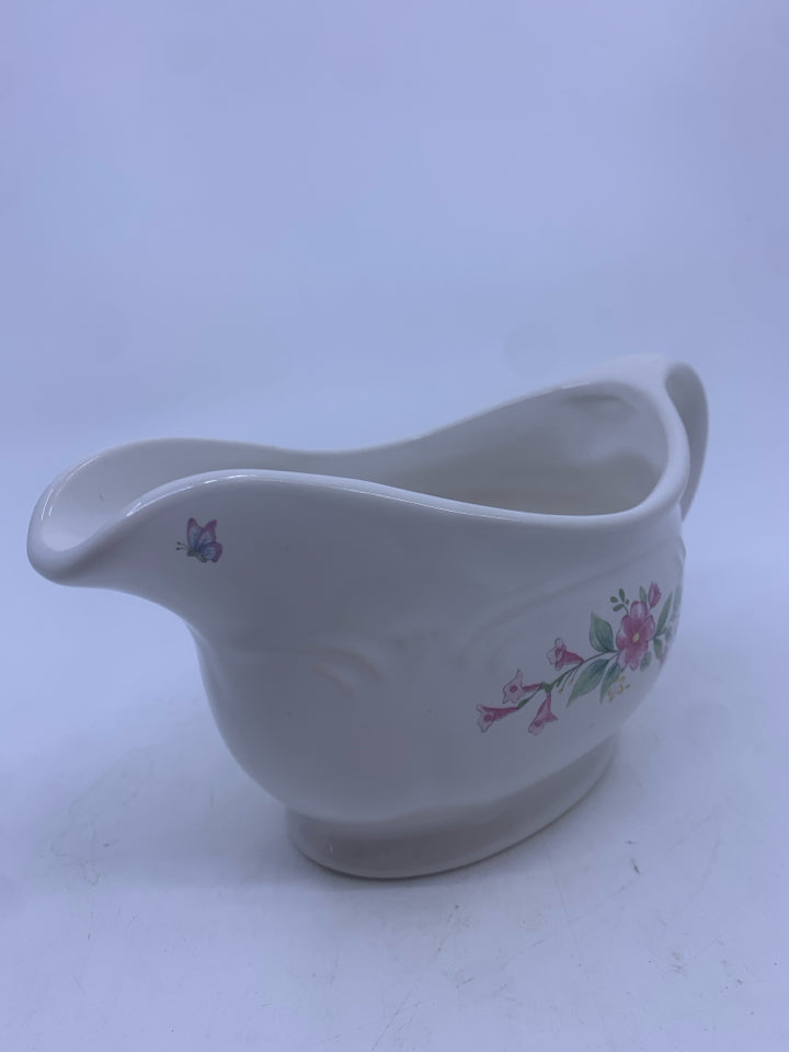 YELLOW FLORAL GRAVY BOAT.