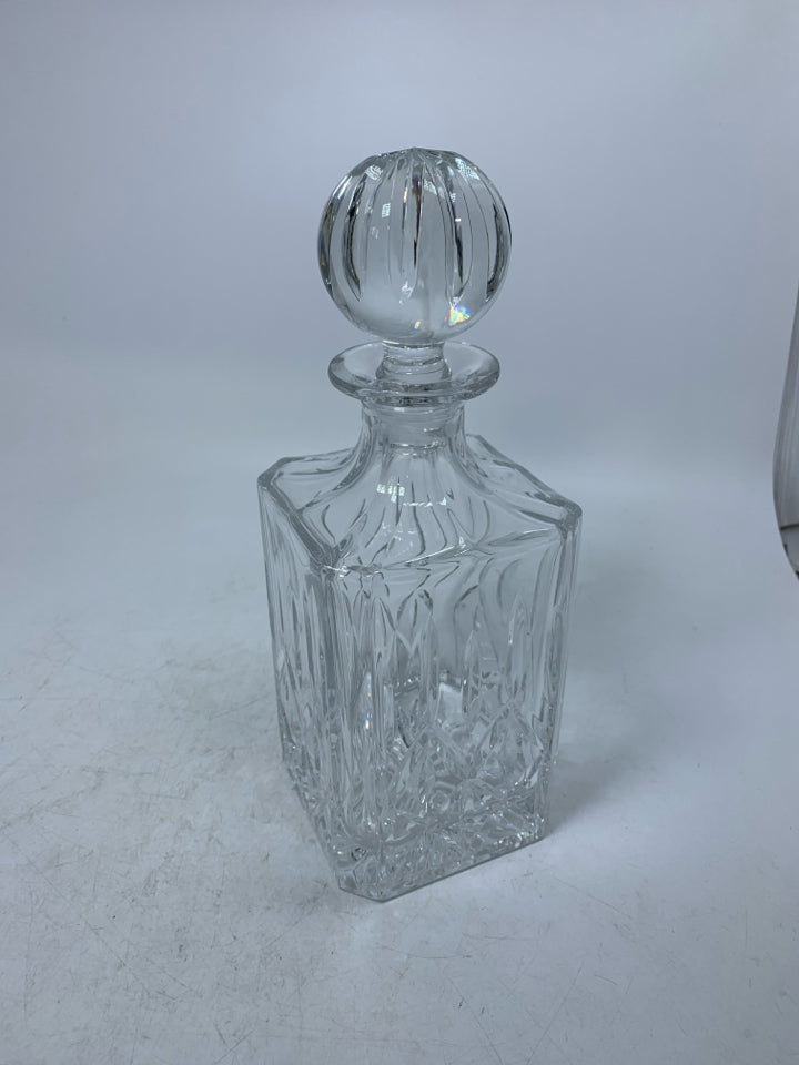 VTG CRYSTAL DECANTER W/ LARGE CIRCLE STOPPER.