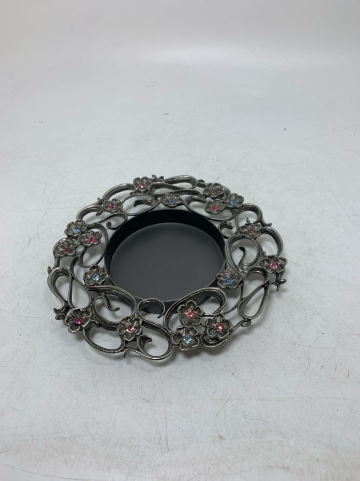 METAL PILLAR CANDLE PLATE W/ PINK/BLUE GEM FLOWERS.