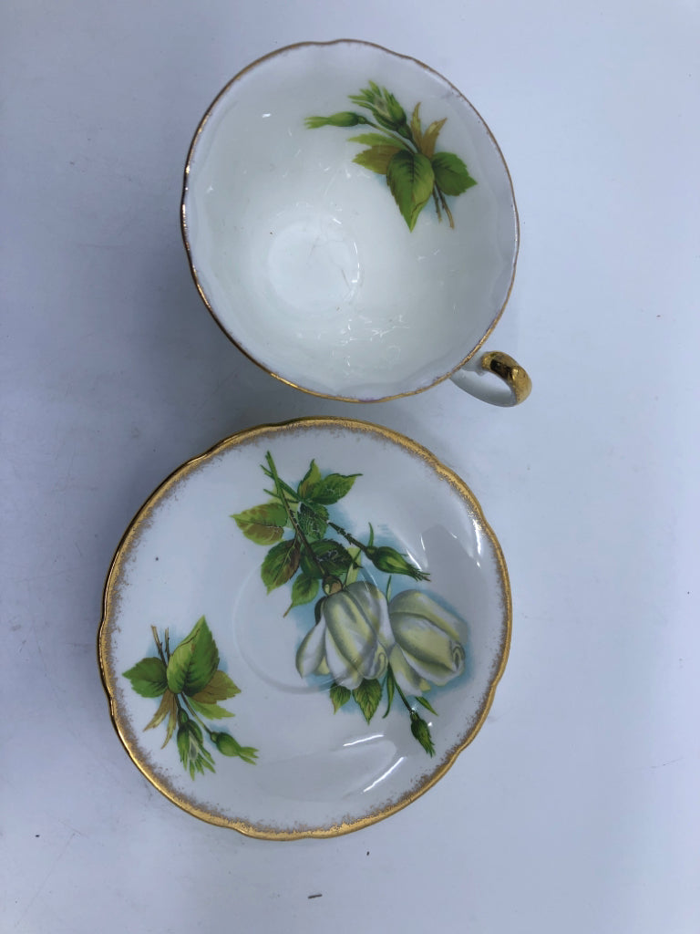 VTG WHITE ROSE TEACUP W/SAUCER.