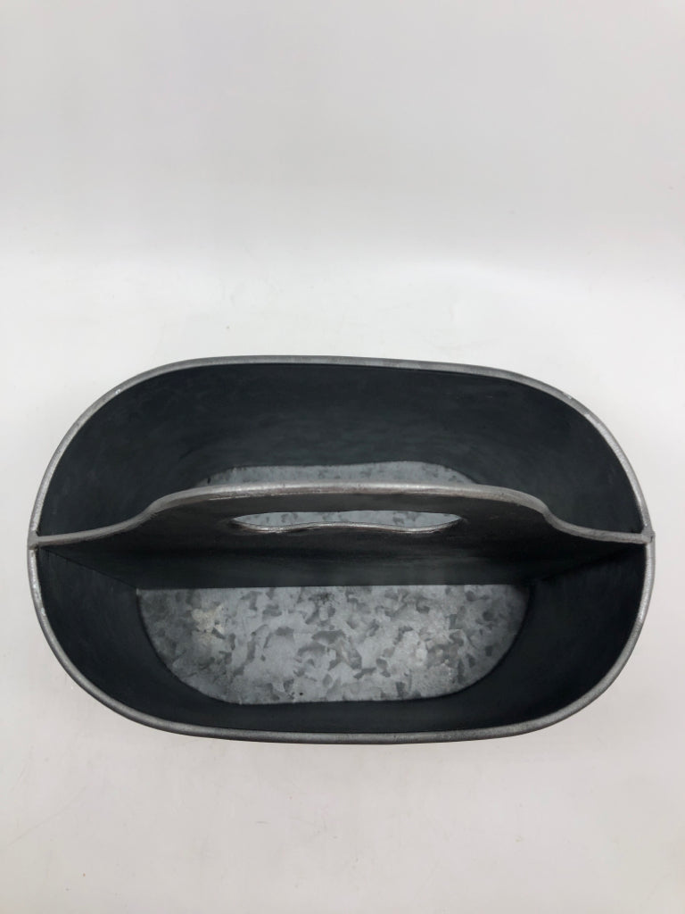 BIRD THEMED 2 SECTION GALVANIZED BUCKET.