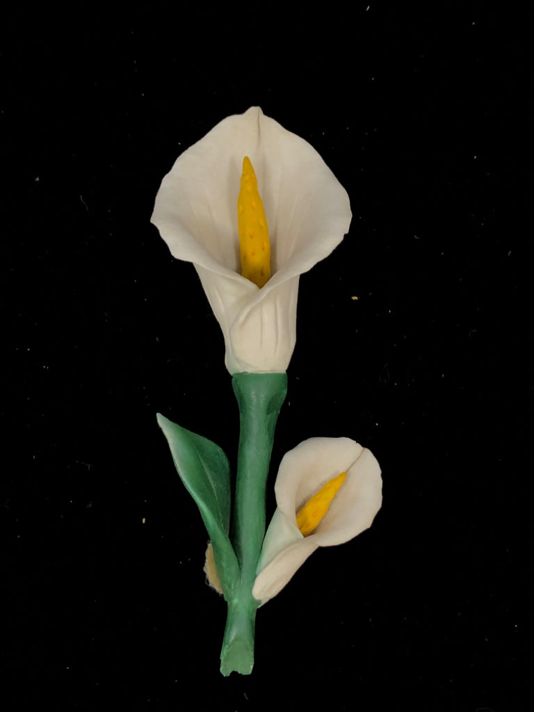 CAPODIMONTE WHITE CALLA LILY PORCELAIN FIGURINE.