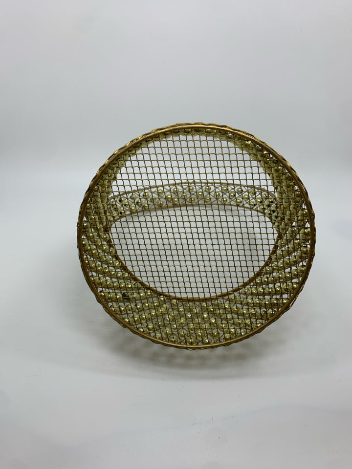 GOLD WIRE BASKET W/ GOLD PEARLS.