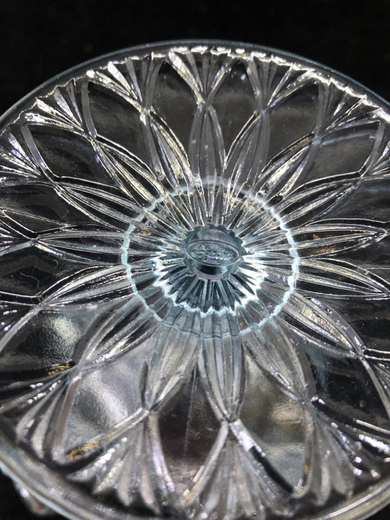 VTG FOOTED BLUE TINT BOWL W/RUFFLED EDGE FENTON.