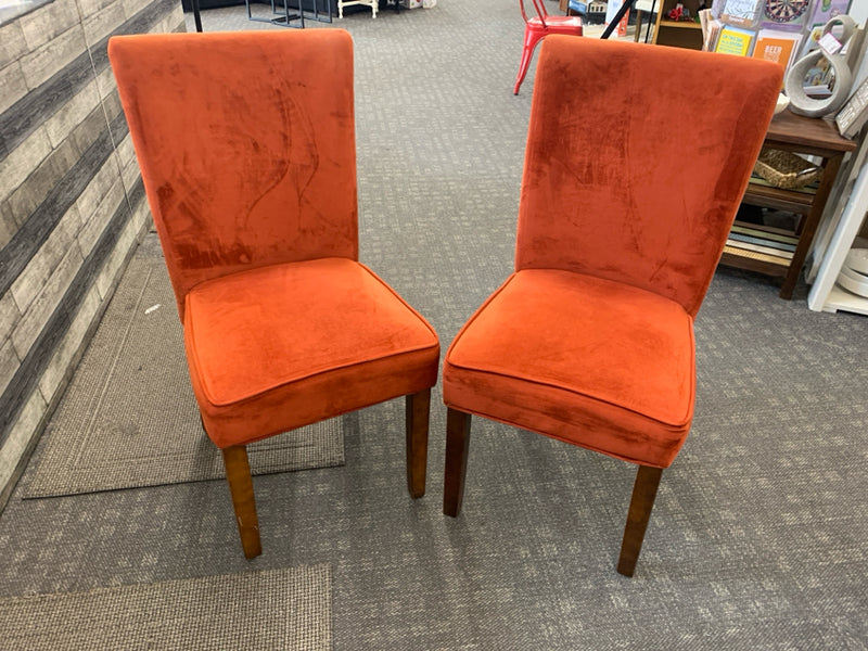 2 FAUX VELVET ORANGE ACCENT CHAIRS W WOOD LEGS.