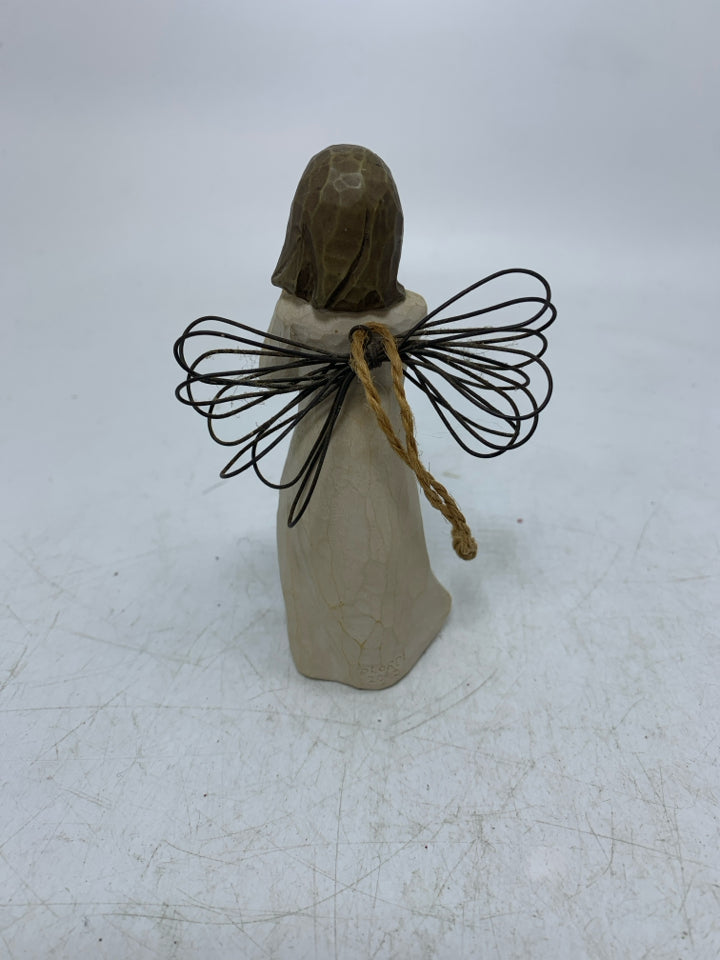 WILLOW TREE ANGEL OF THE GARDEN.