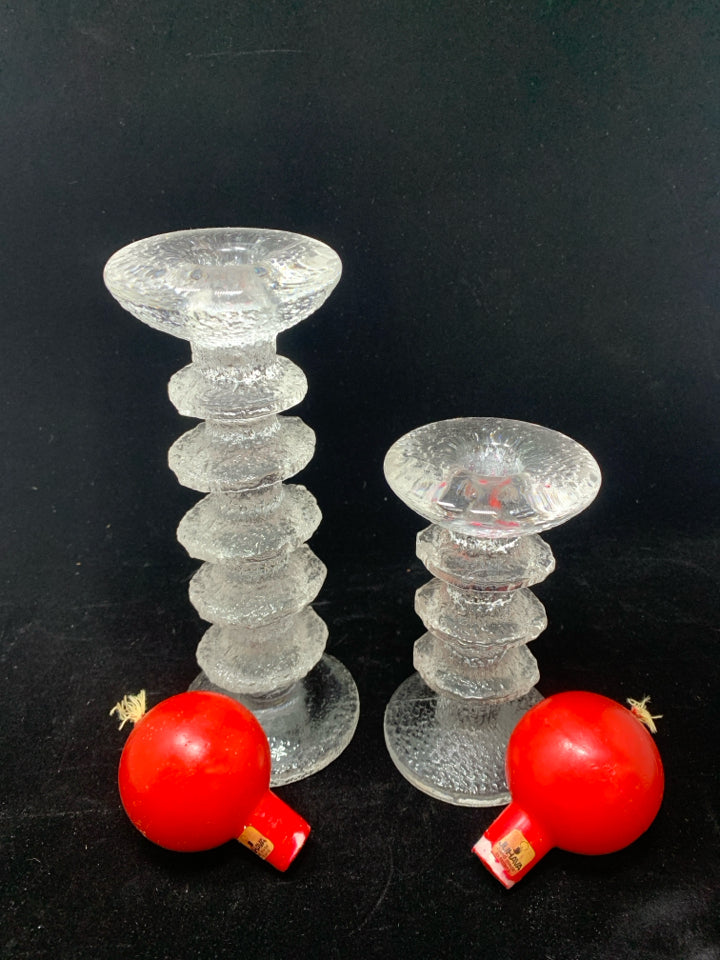2 VTG FROSTED GLASS CANDLE HOLDERS W/RED BALL CANDLES.