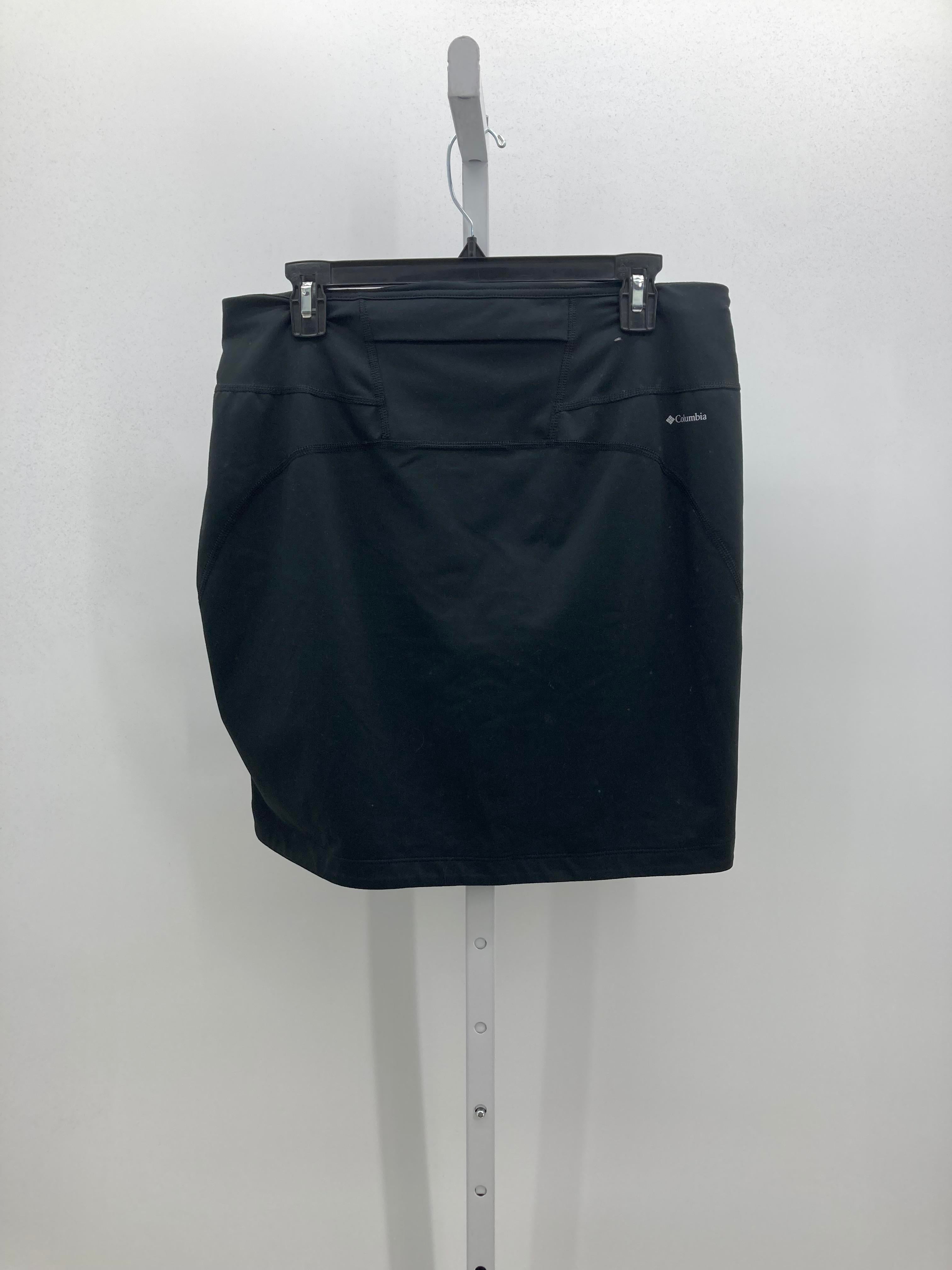 Columbia Size Medium Misses Skirt