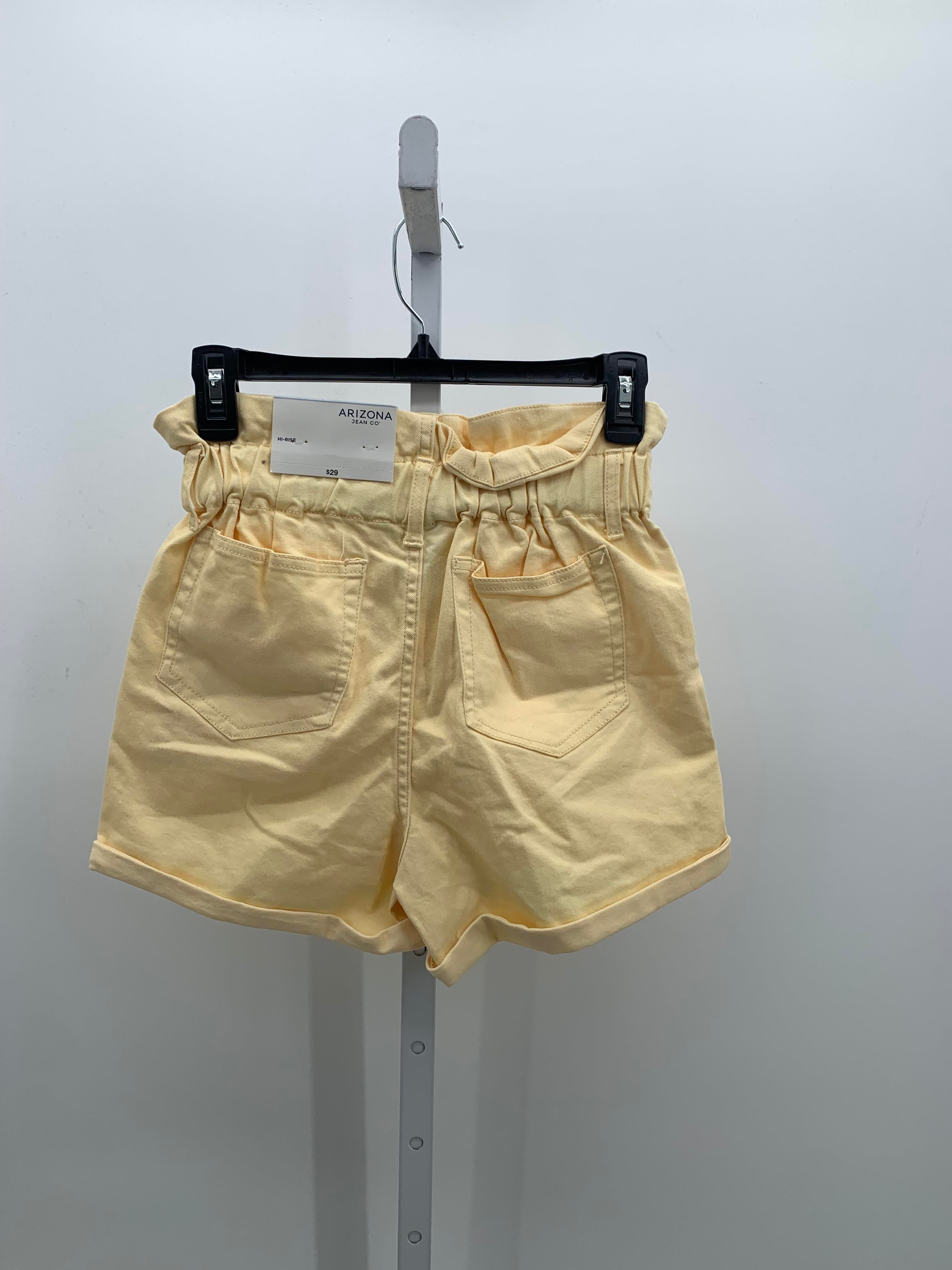 Arizona Size Large Juniors Shorts