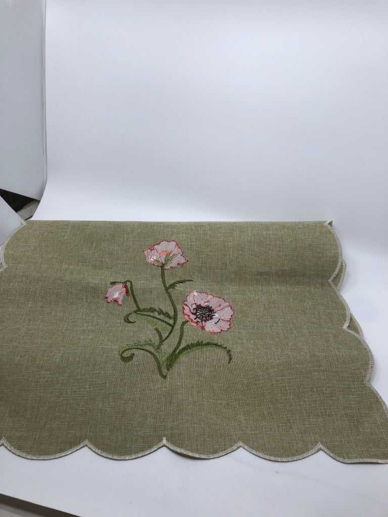 MARIGOLD FABRIC TABLE RUNNER.