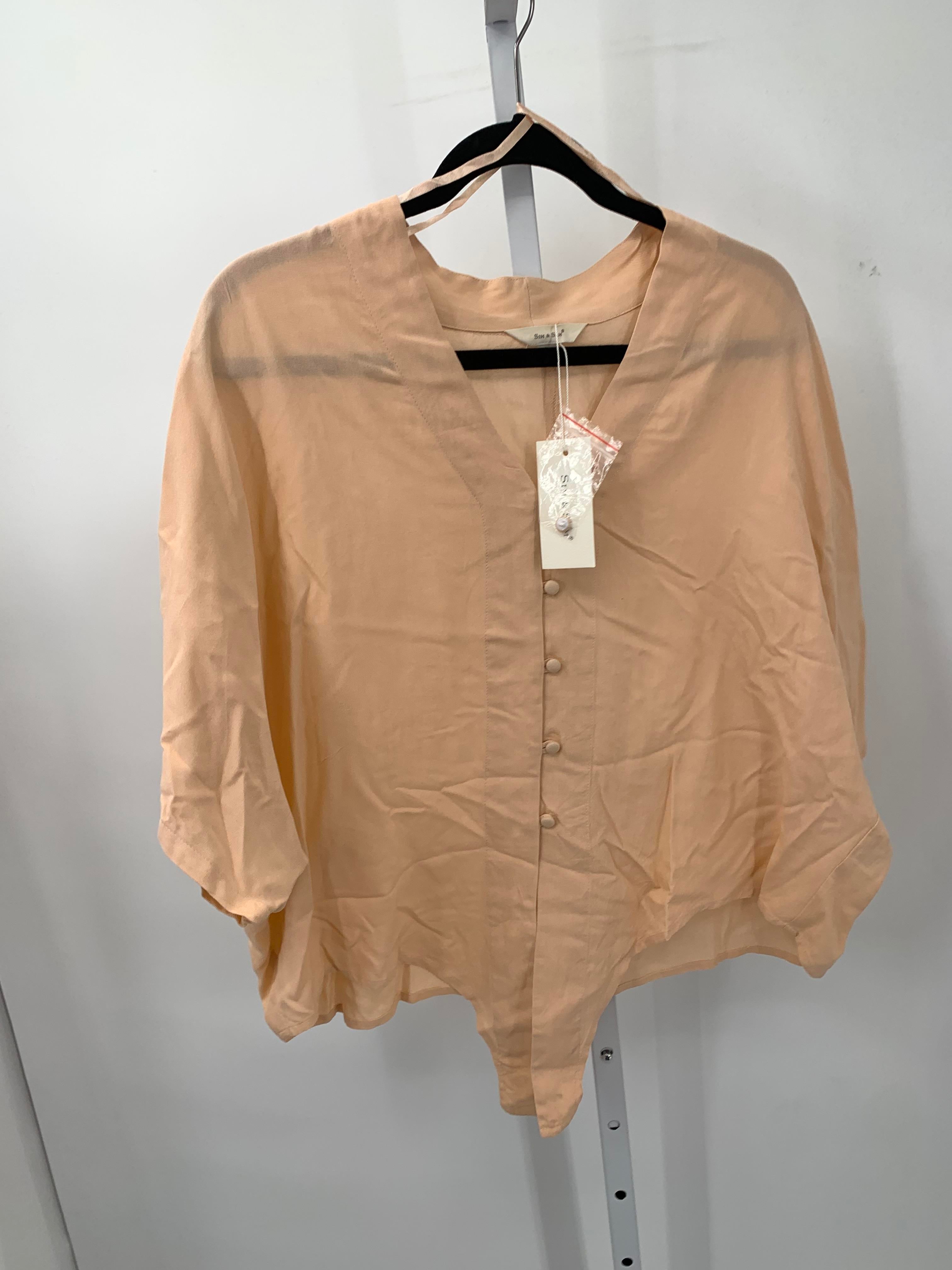 Size Large Misses Short Sleeve Shirt