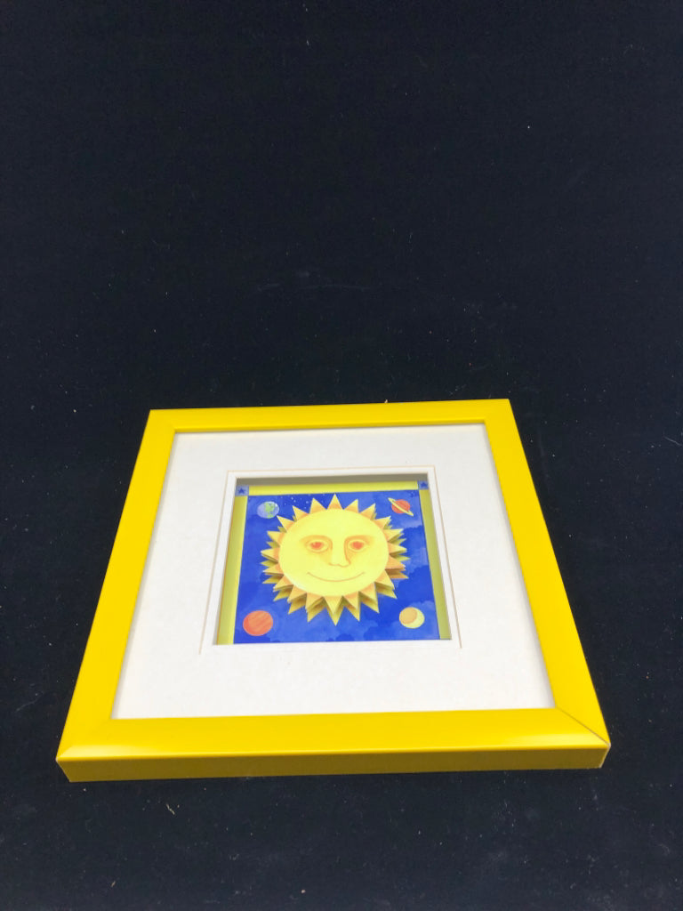 3D SUN IN YELLOW FRAME.