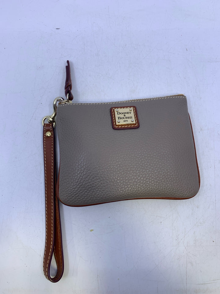 Dooney & Bourke Pebbled Wristlet