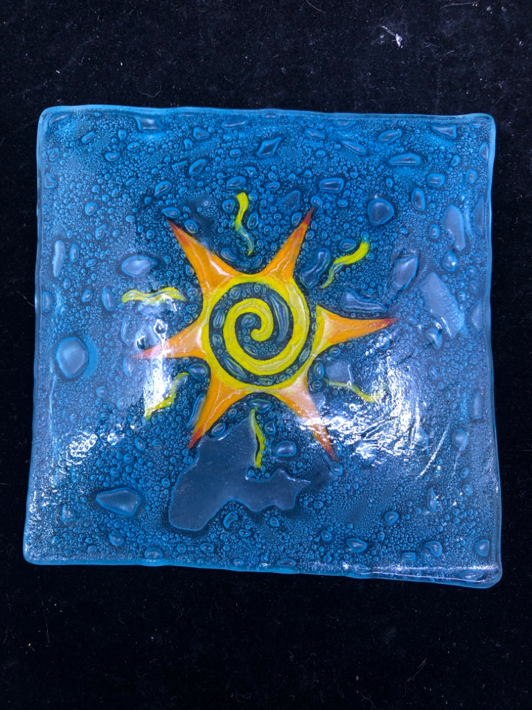 LIGHT BLUE BLOWN FUSED TRINKET PLATE W SUN.