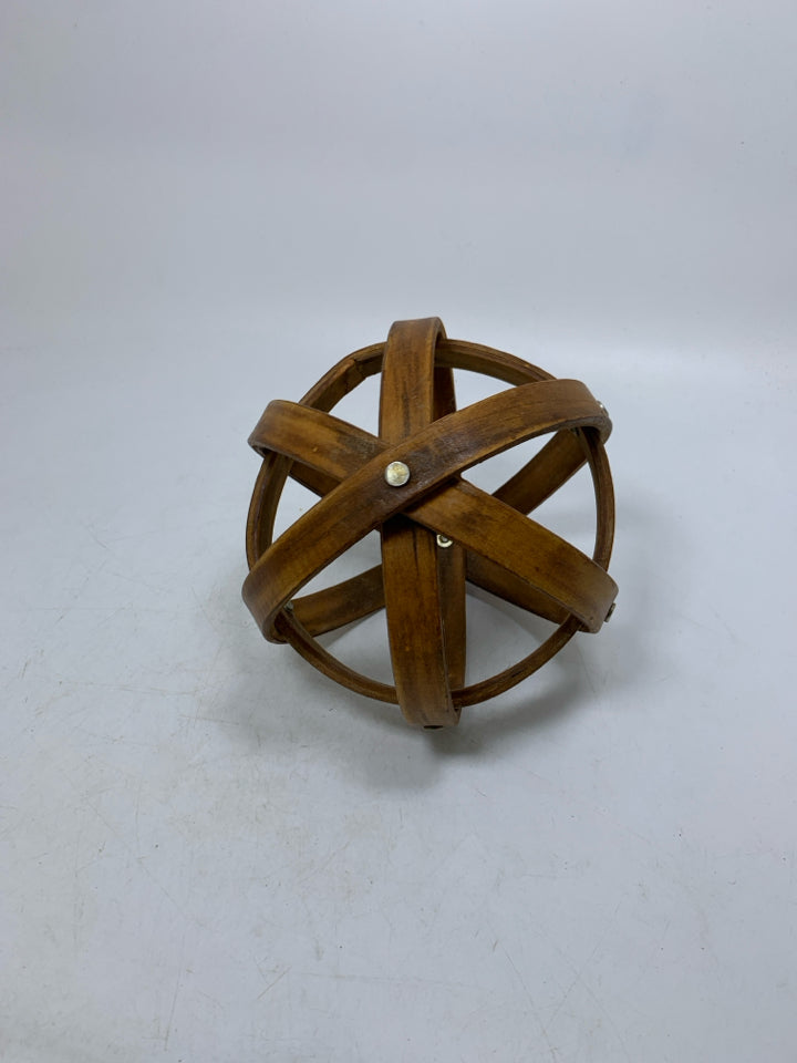 WOOD SEE THROUGH SPHERE DESK DECOR.