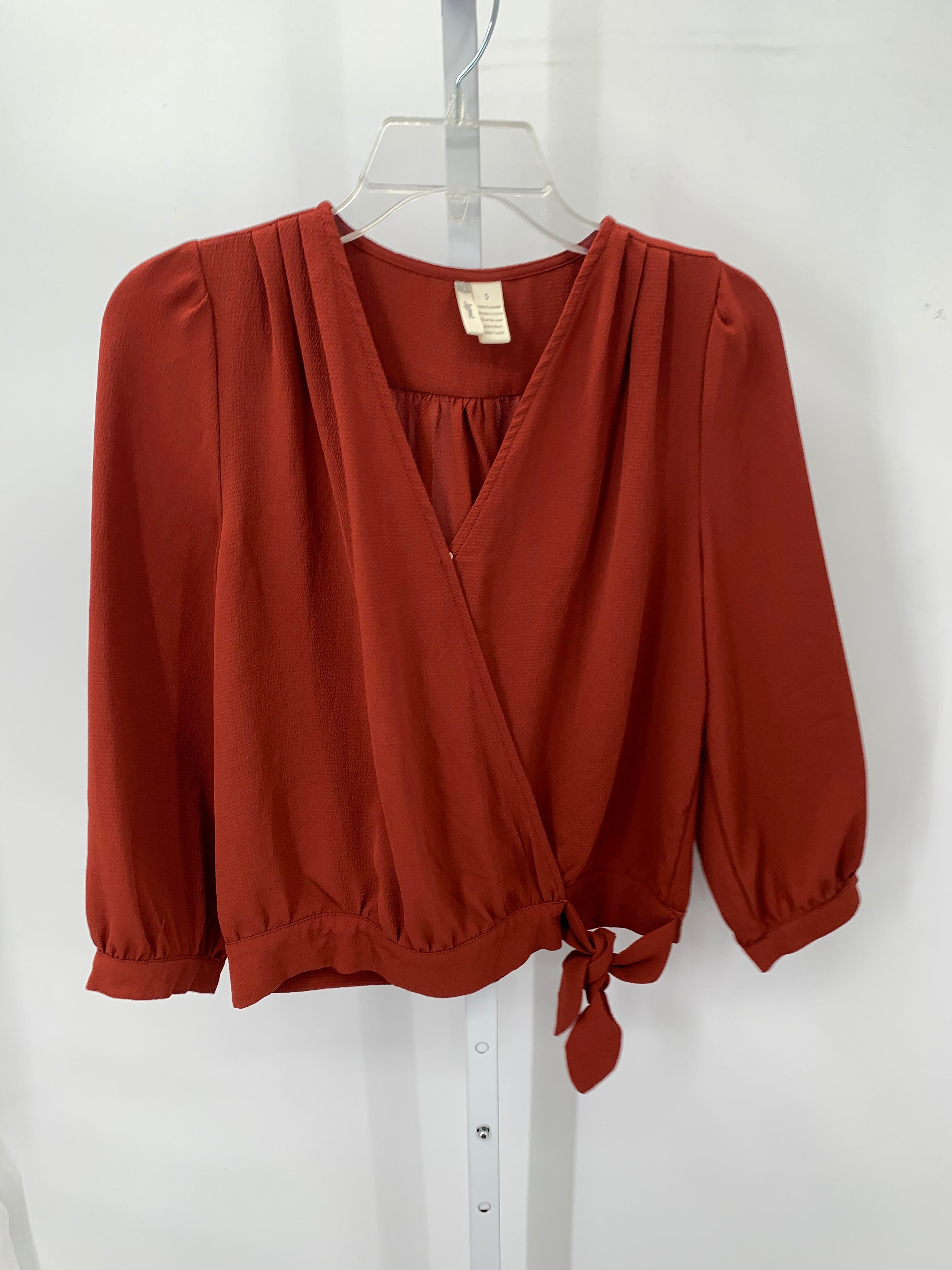 Japna Size Small Juniors 3/4 Sleeve Shirt