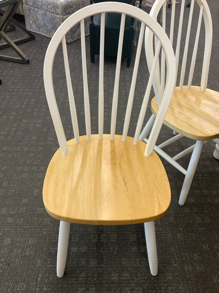 WHITE RECTANGLE EDGED DINING TABLE BLONDE TOP W/ 4 OVAL BACK CHAIRS.