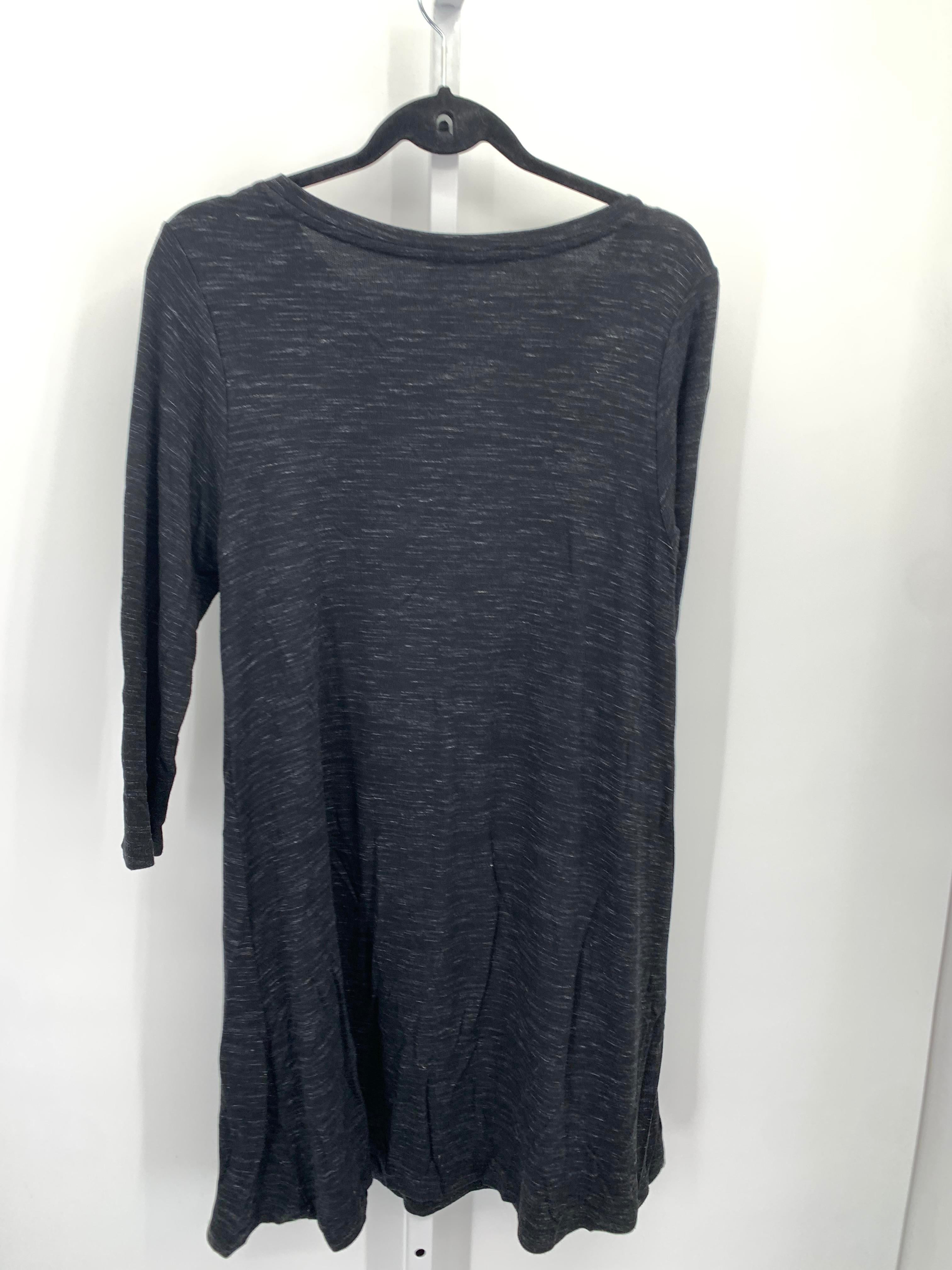 Lila Rose Size Medium Misses Long Sleeve Dress