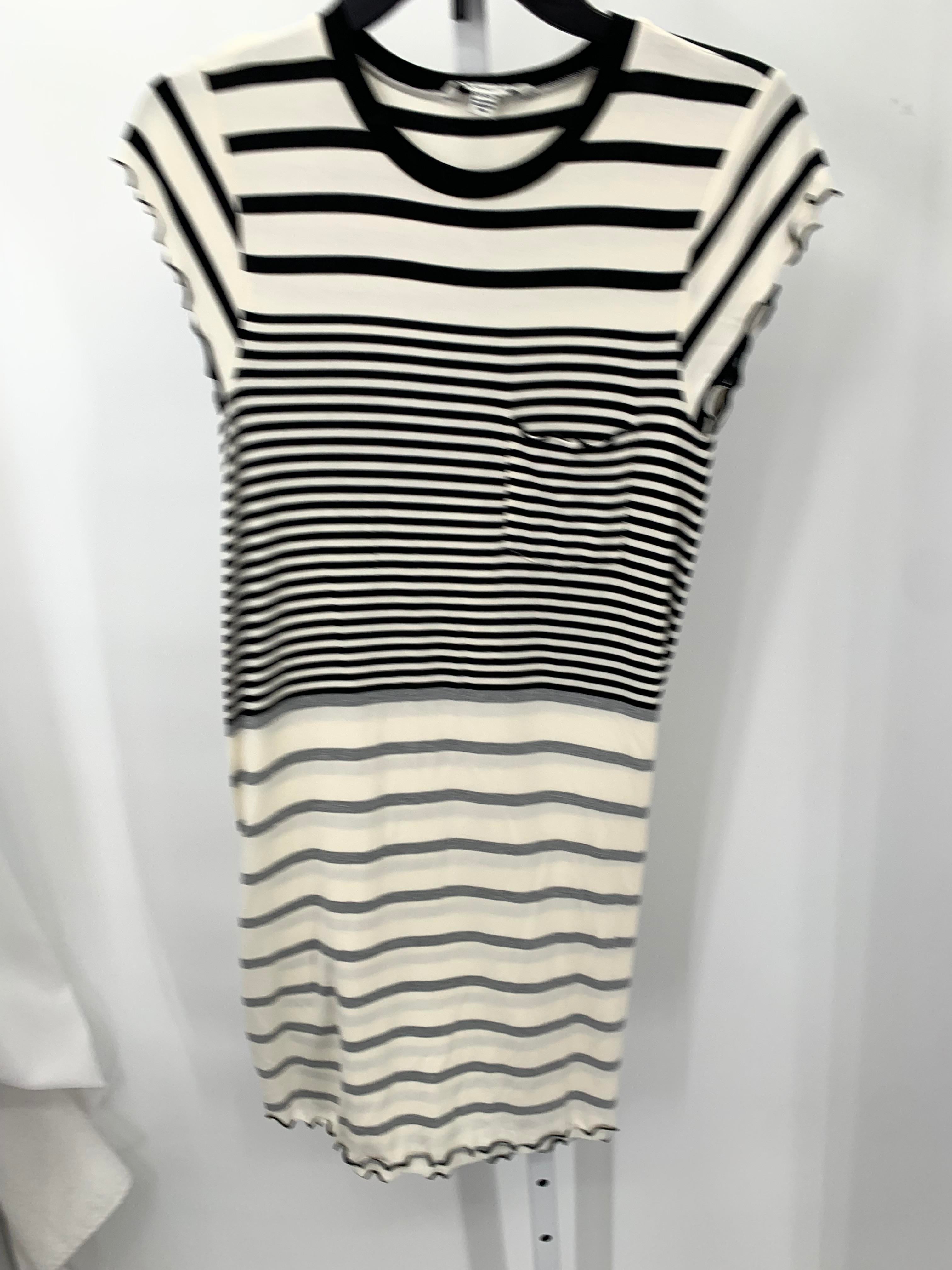 American Eagle Size Small Juniors Short Sleeve Dress