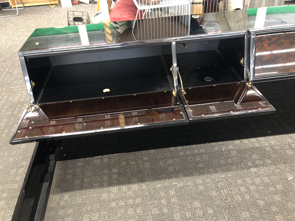 VTG BLACK W/BROWN BURLWOOD BED FRAME AND 2 DRAWERS W/PLUG.