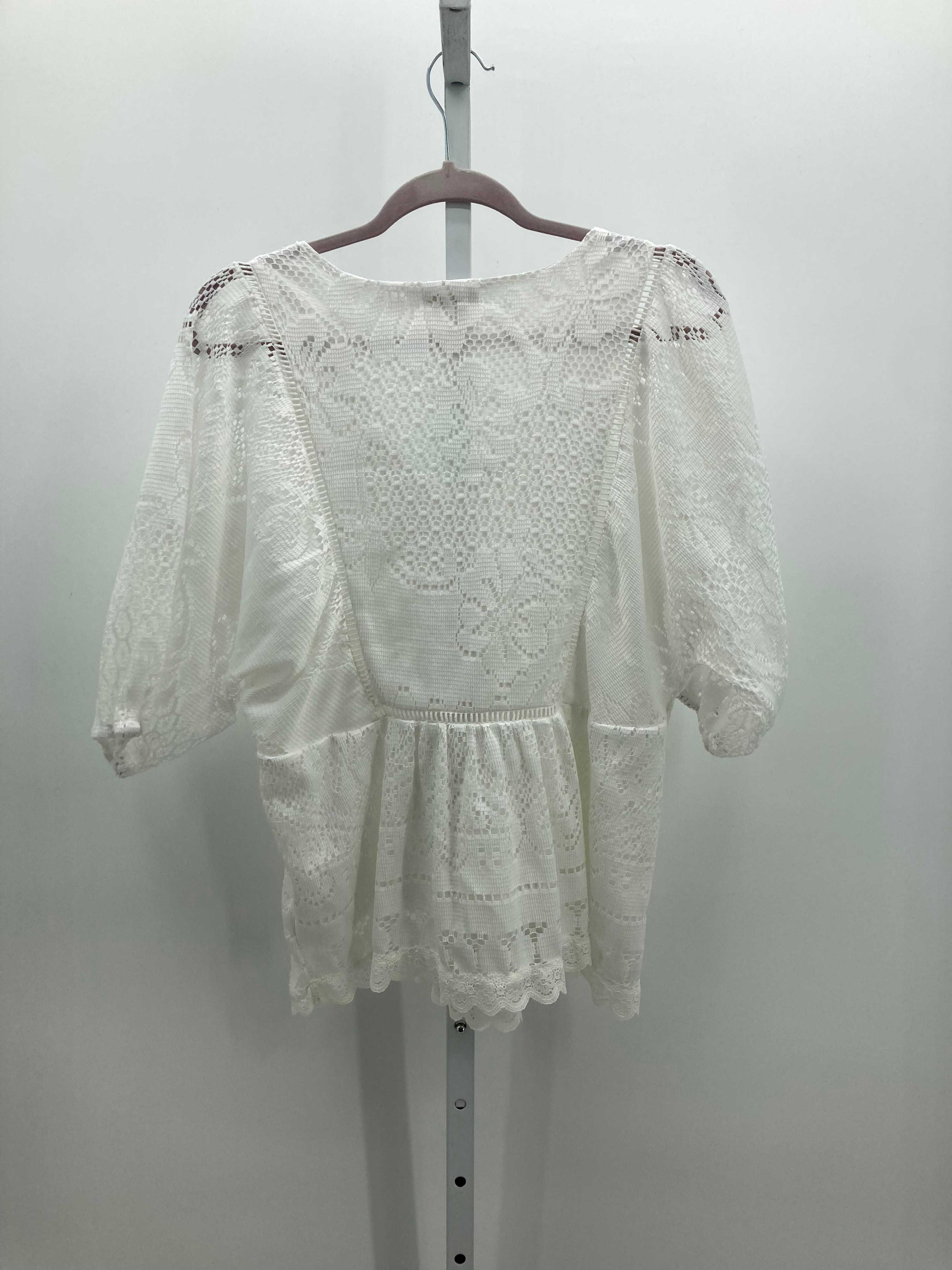 Everleigh Size Large Misses Short Sleeve Shirt