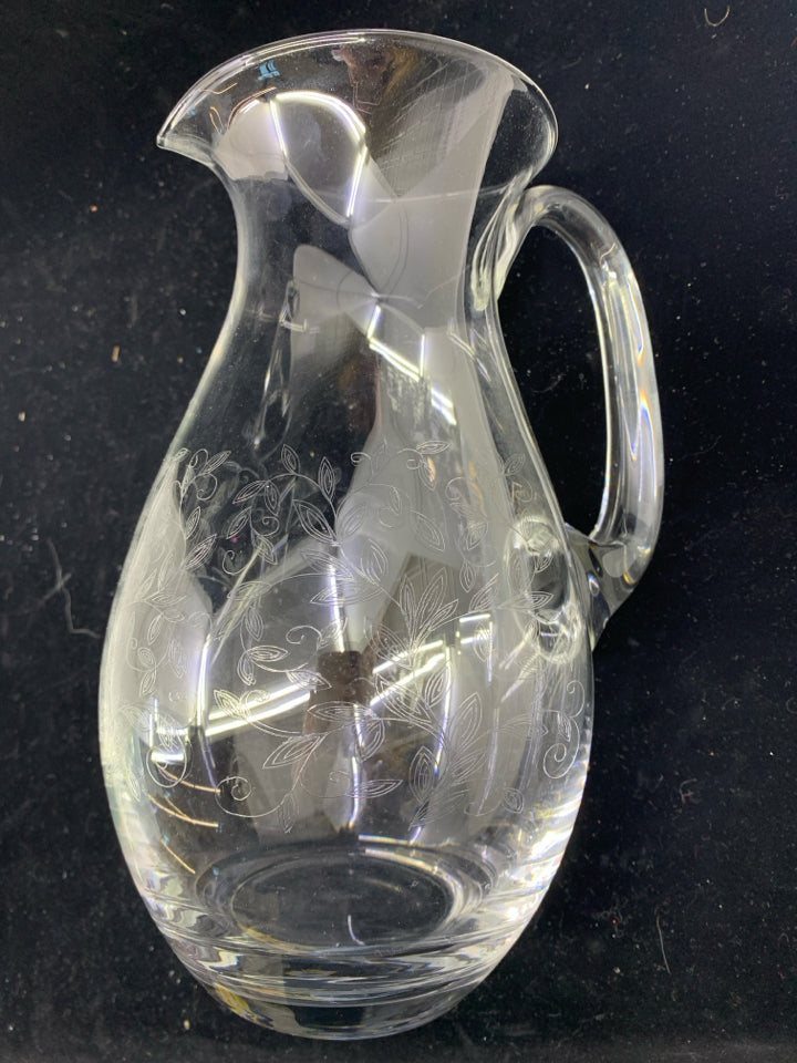 LIGHT VINE ETCHED PITCHER.