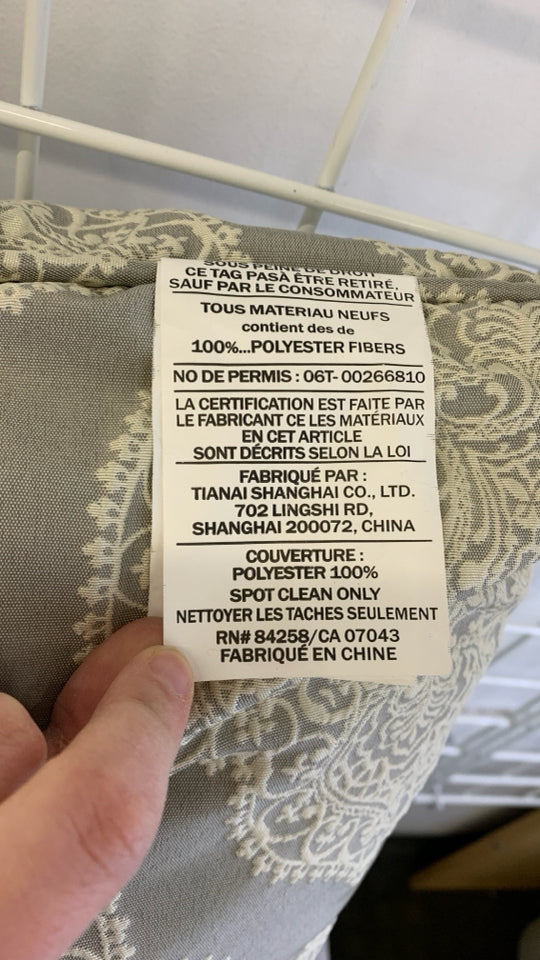 LARGE GREY PILLOW W/CREAM LACE PAISLEY.