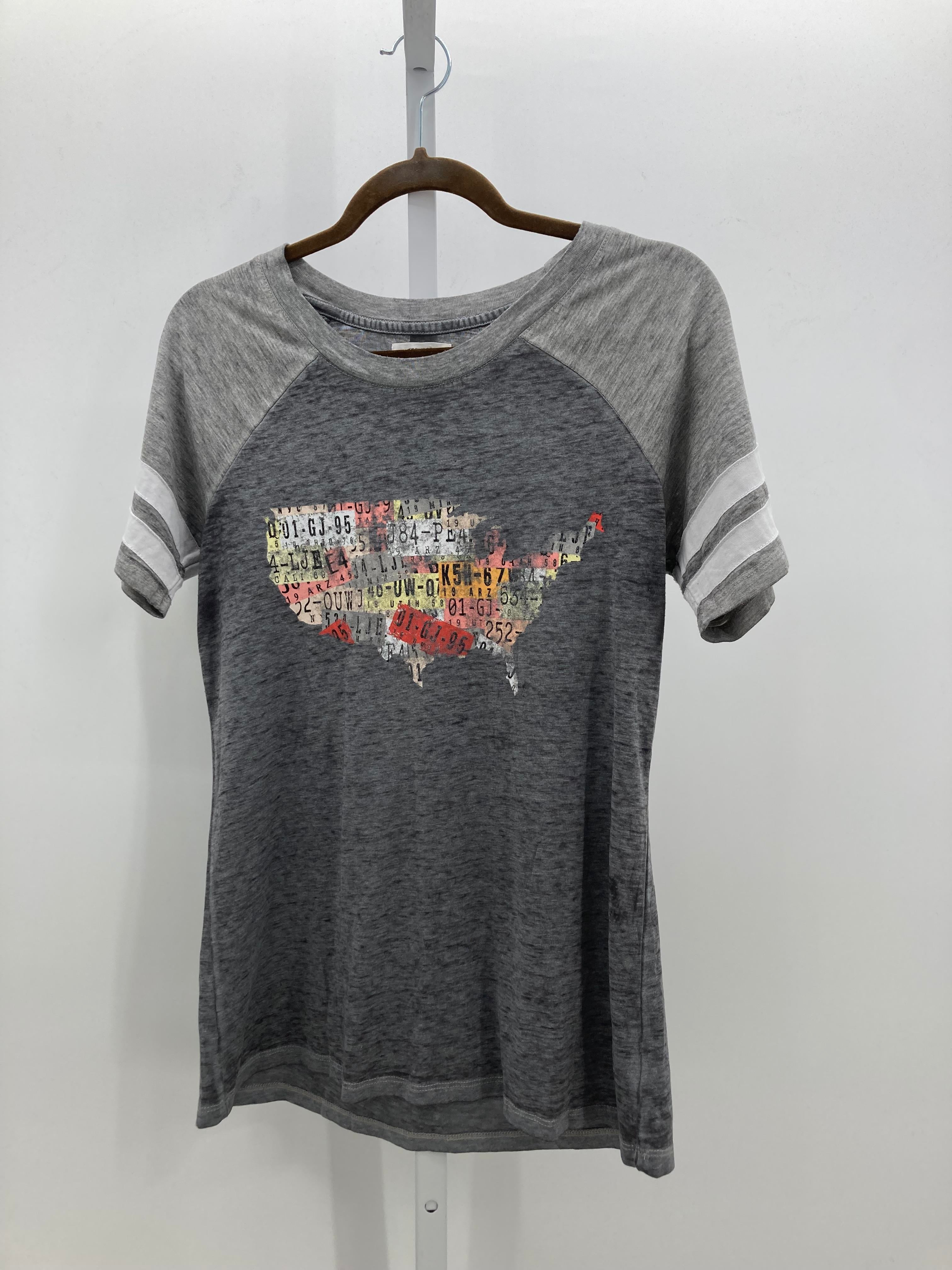 Maurices Size Medium Misses Short Sleeve Shirt