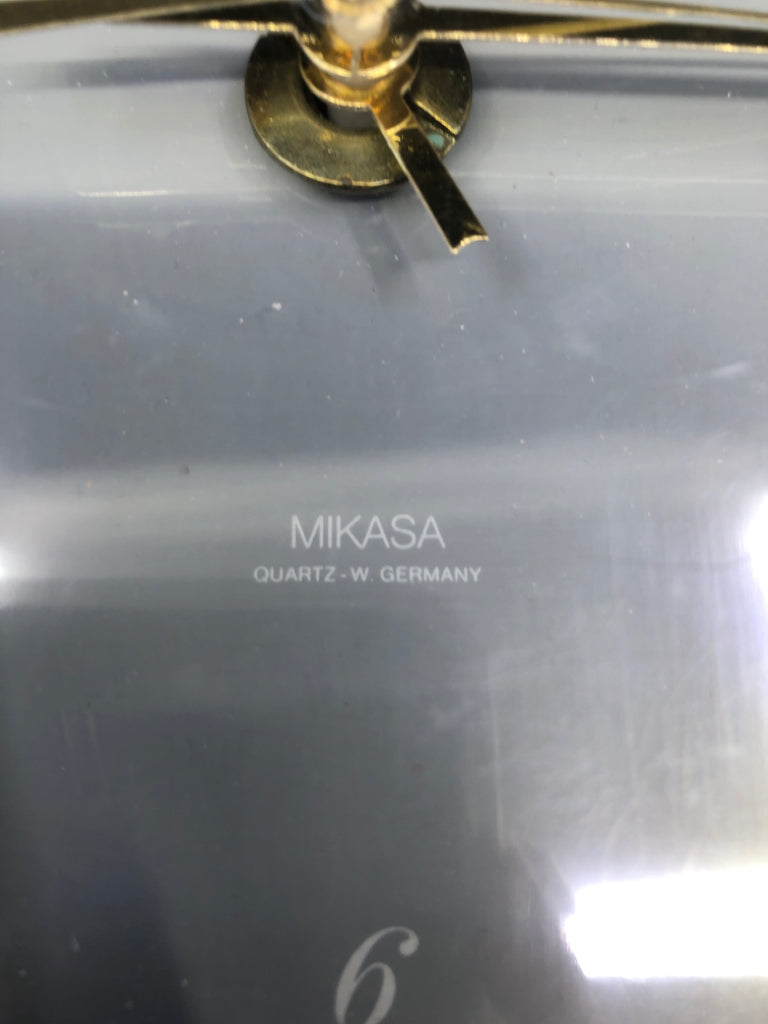 NIB MIKASA MYSTIQUE FROSTED CLOCK.