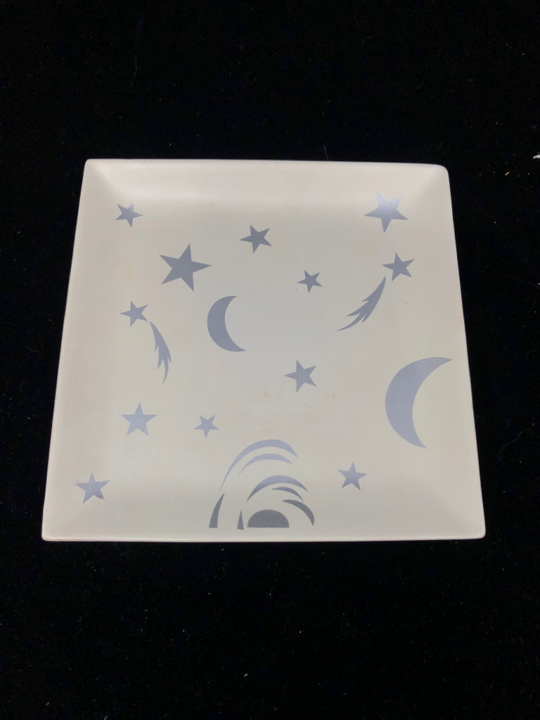 MOONS AND STARS SQUARE PLATE.