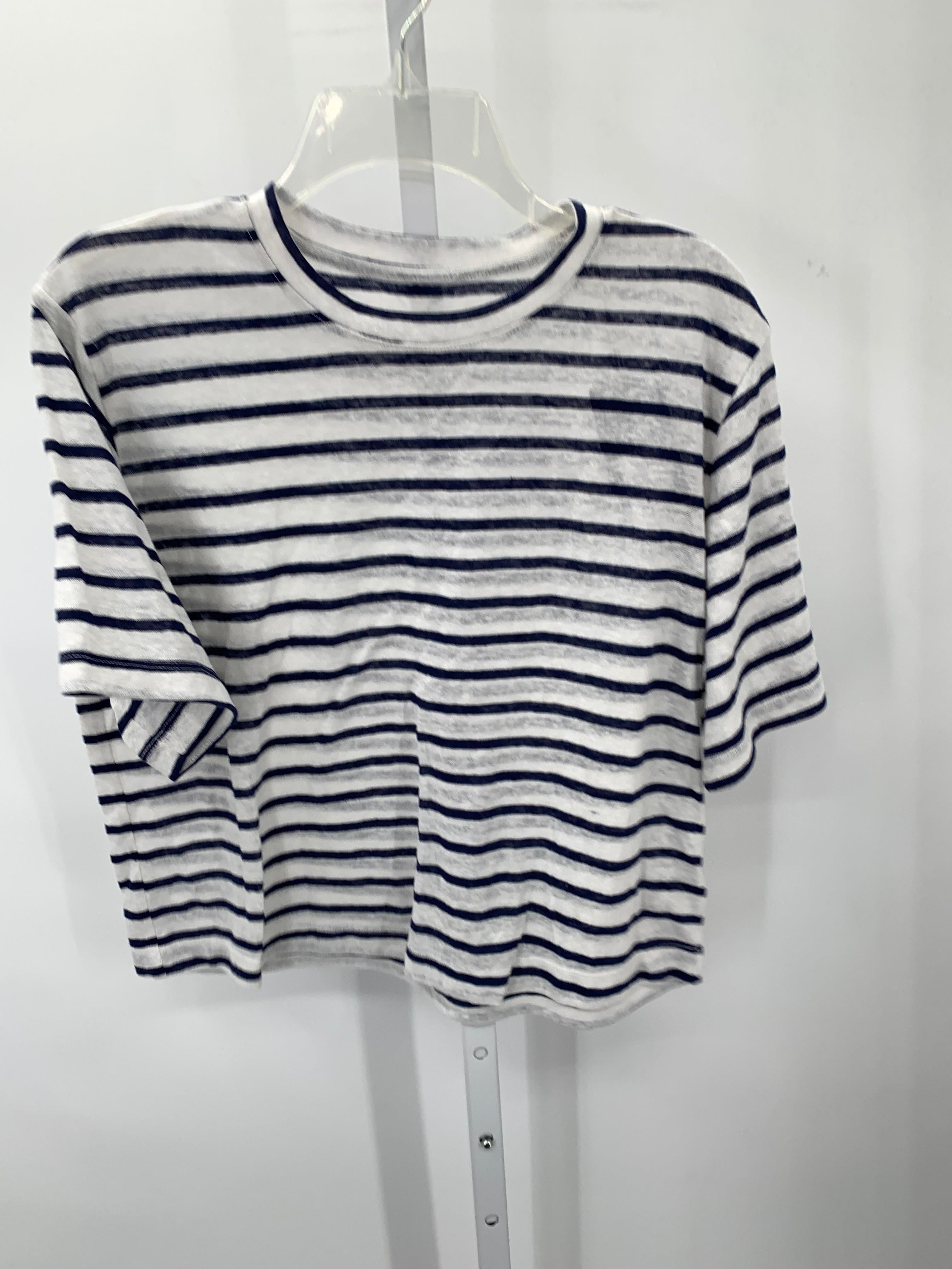 Universal Thread Size Medium Misses Short Sleeve Shirt
