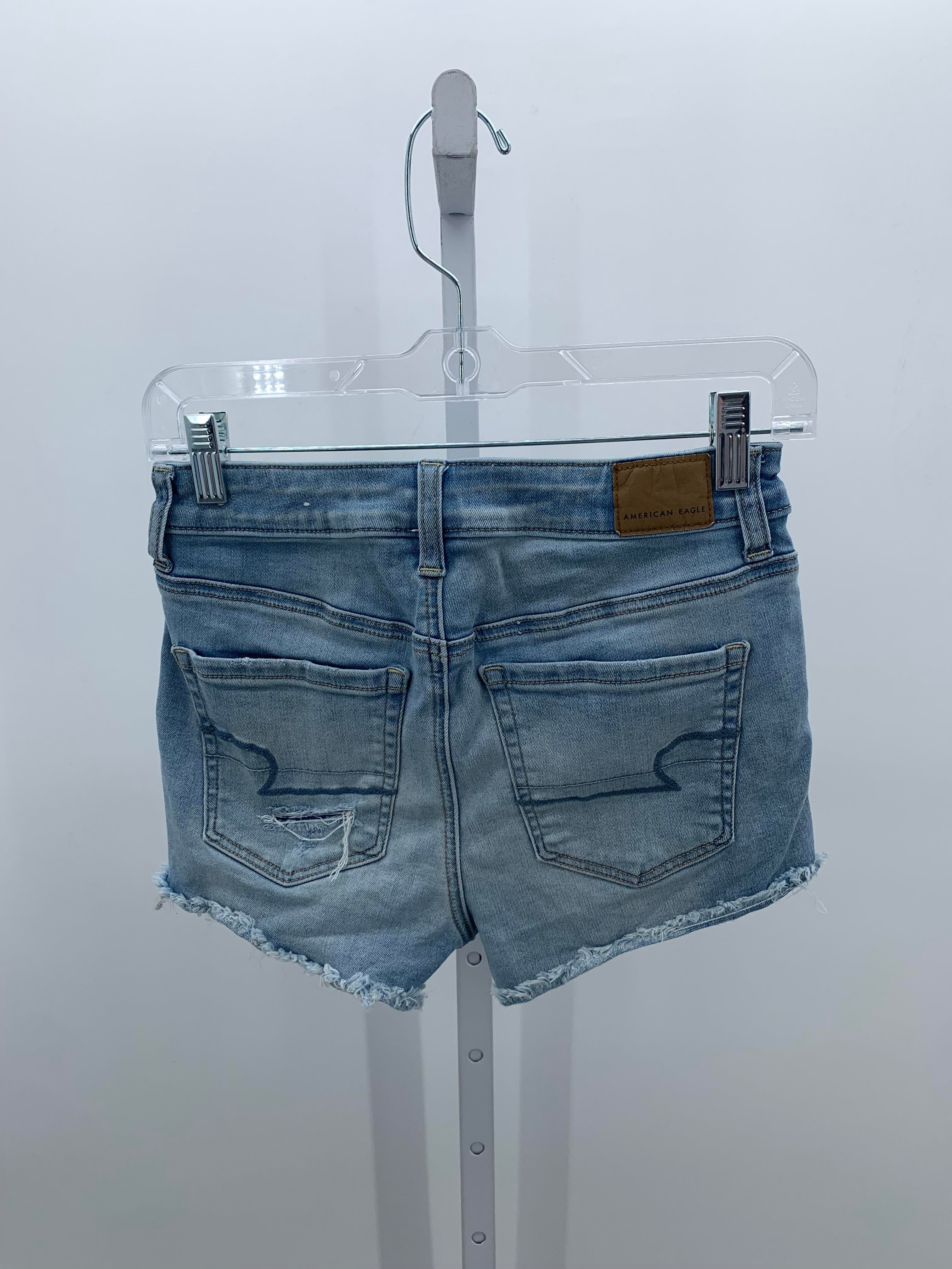 American Eagle Size 4 Juniors Shorts