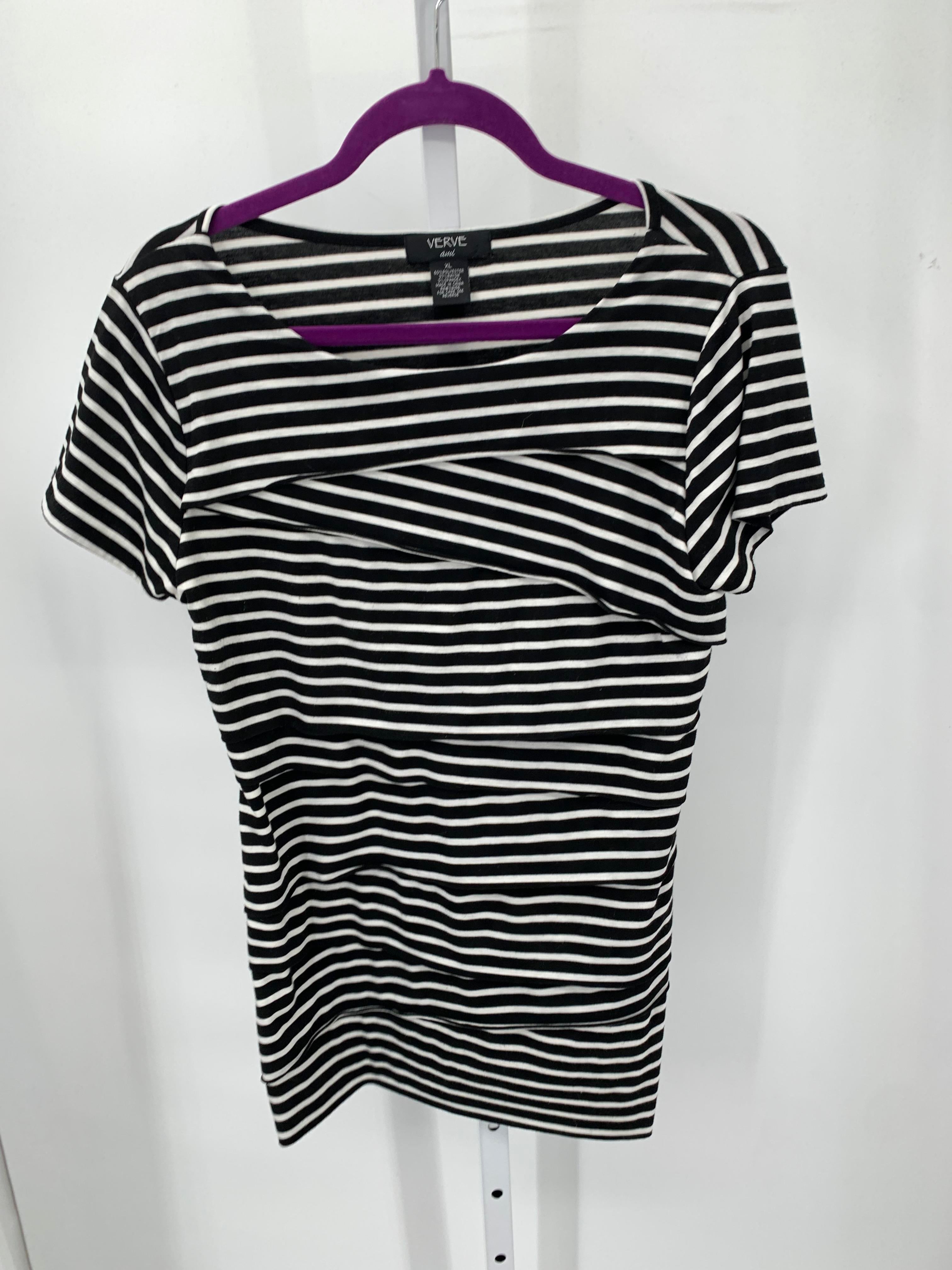 VERVE Size Extra Large Misses Short Sleeve Shirt