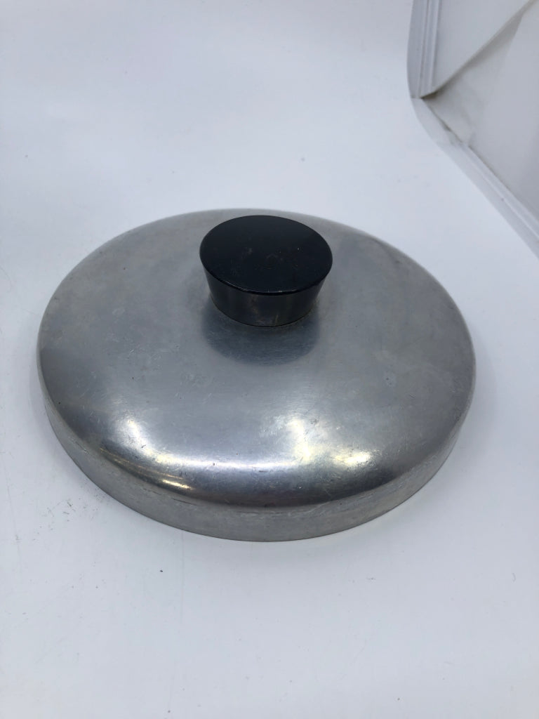 VTG METAL SUGAR CANISTER.