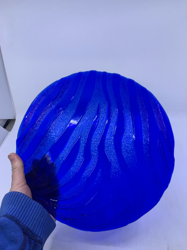 HEAVY COBALT BLUE GLASS SHALLOW BOWL W/ LINES.