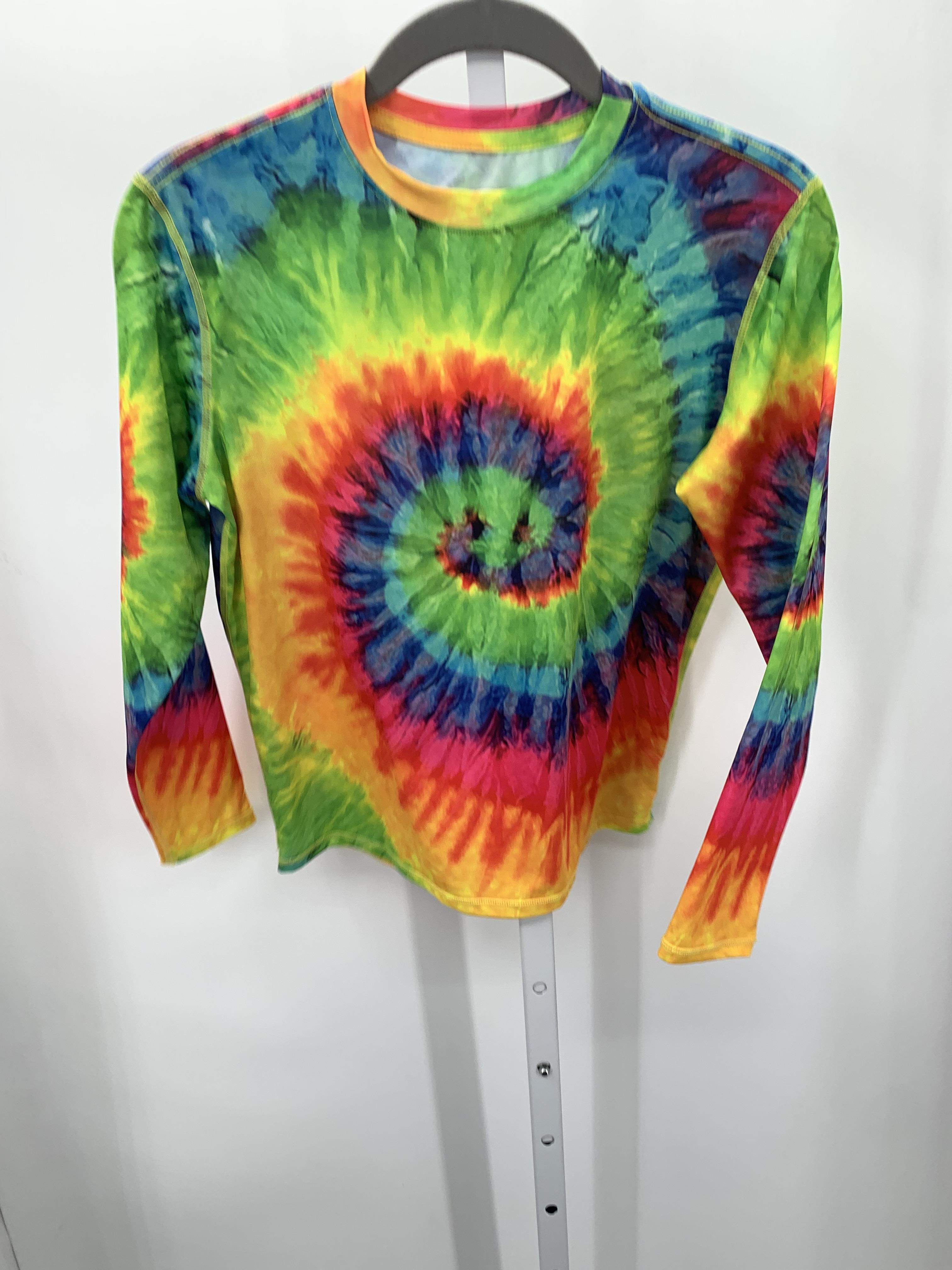 In Gear Size 8 Girls Swim Shirt