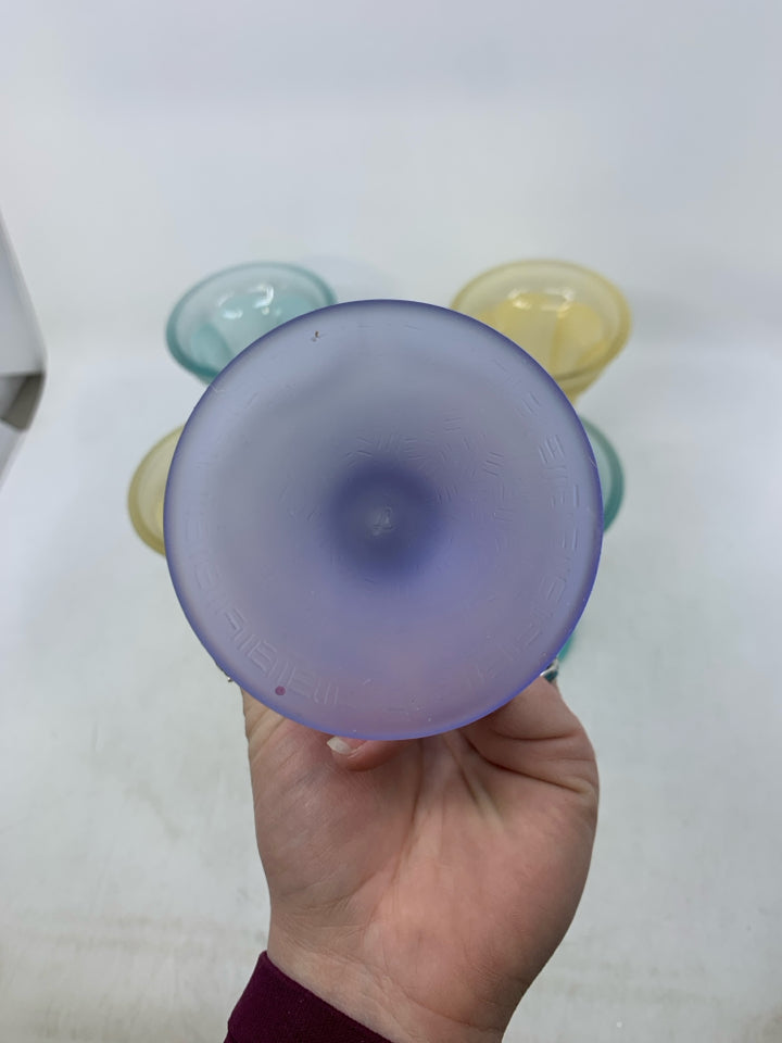 5 ASSORTED COLORED FROSTED ICECREAM SUNDAE GLASSES.