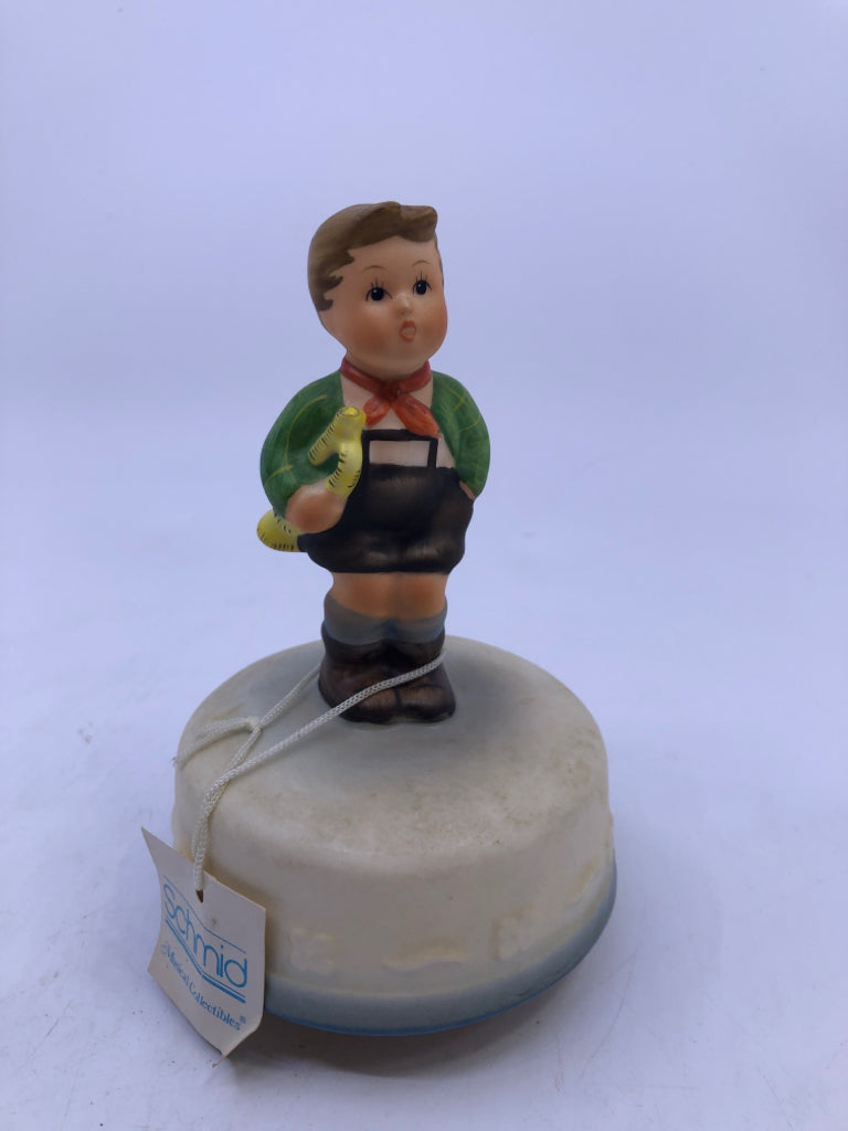 VTG HARK THE HERALD HUMMEL MUSIC FIGURINE.