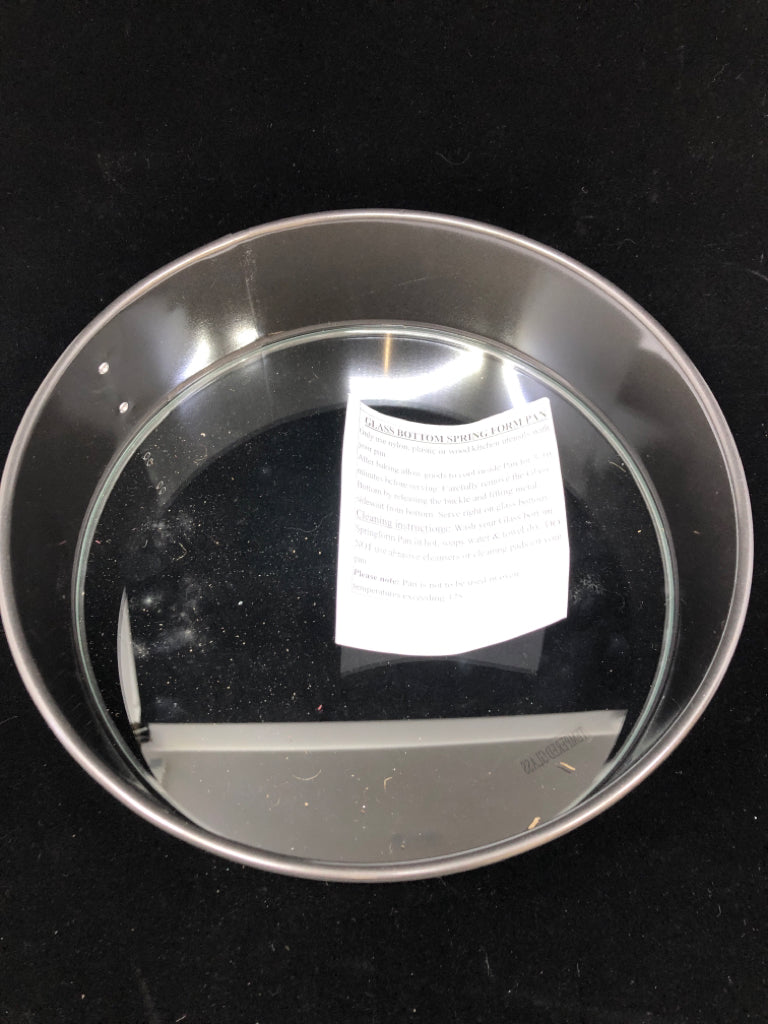 GLASS BOTTOM SPRING FORM PAN.