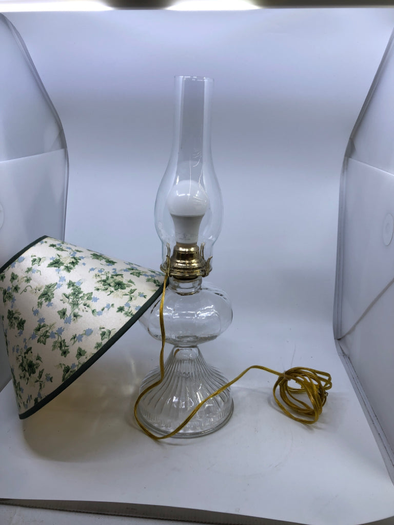 OIL LAMP STYLE GLASS BASE W/ SHADE + IVY SHADE.