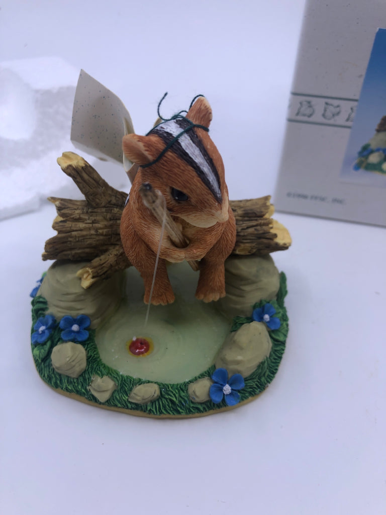 NIB GONE FISHIN' CHARMING TAILS