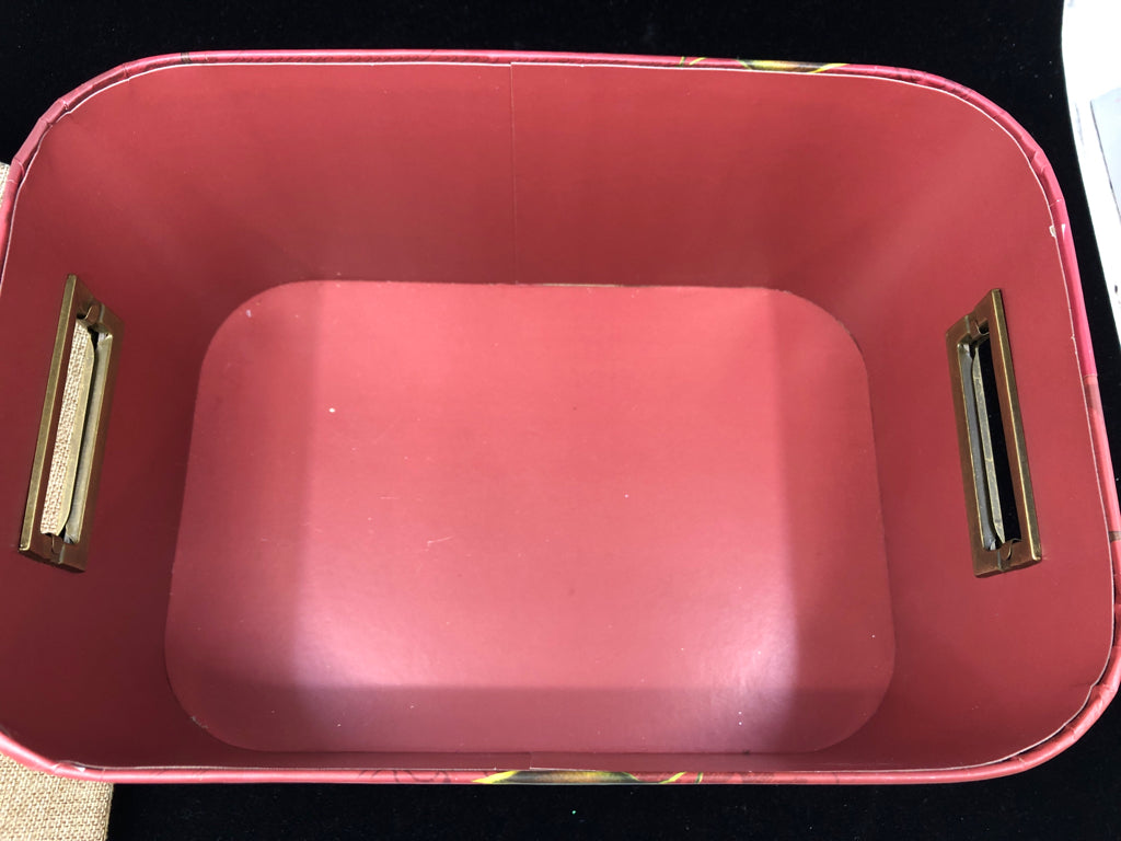 CARDINAL PRINT BOX W/BURLAP LID.