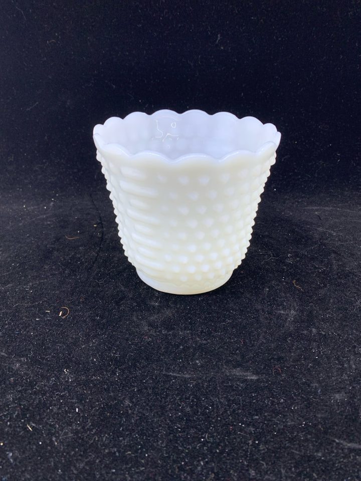 VTG WHITE MILK GLASS BOWL.