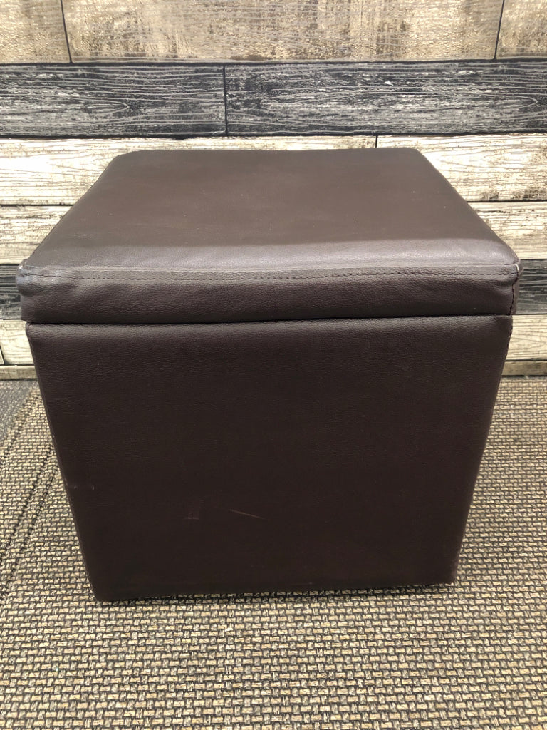 BROWN FAUX LEATHER STORAGE CUBE.