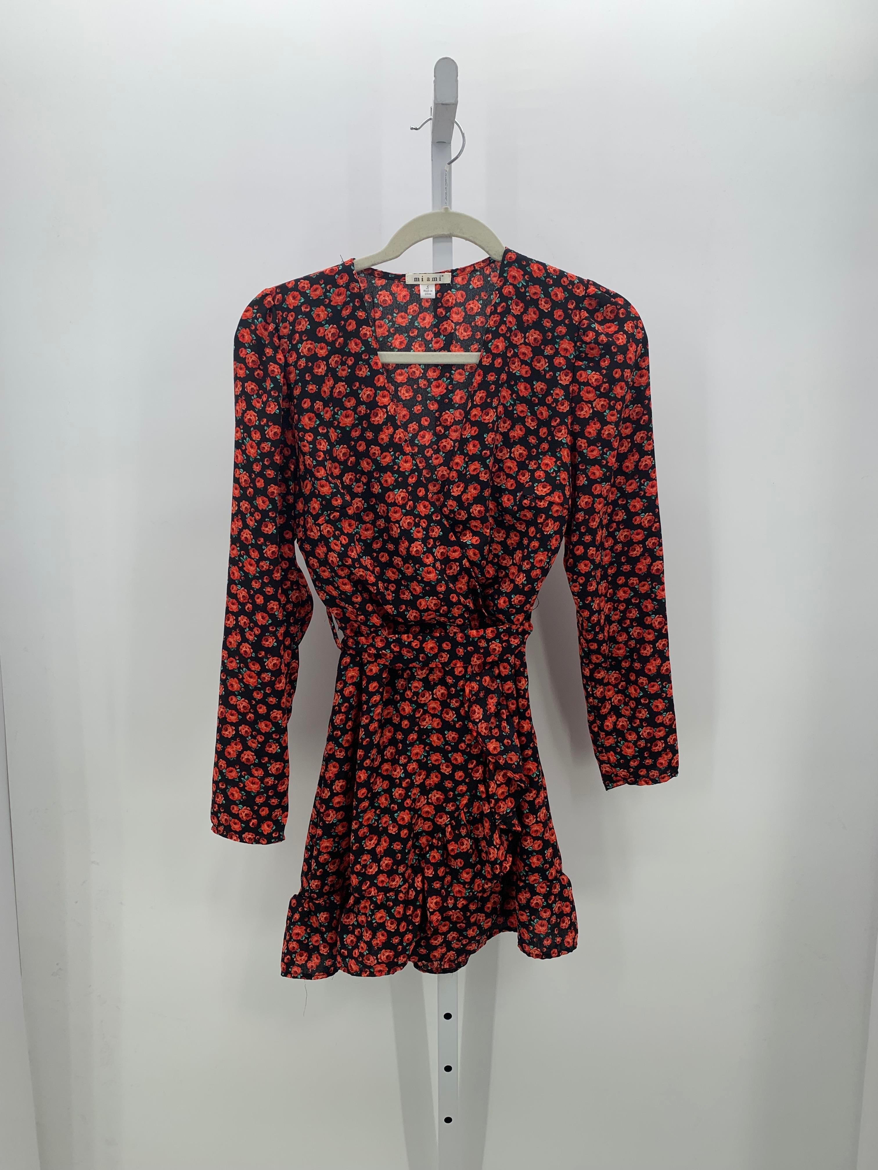 Miami Size Small Misses Long Sleeve Dress