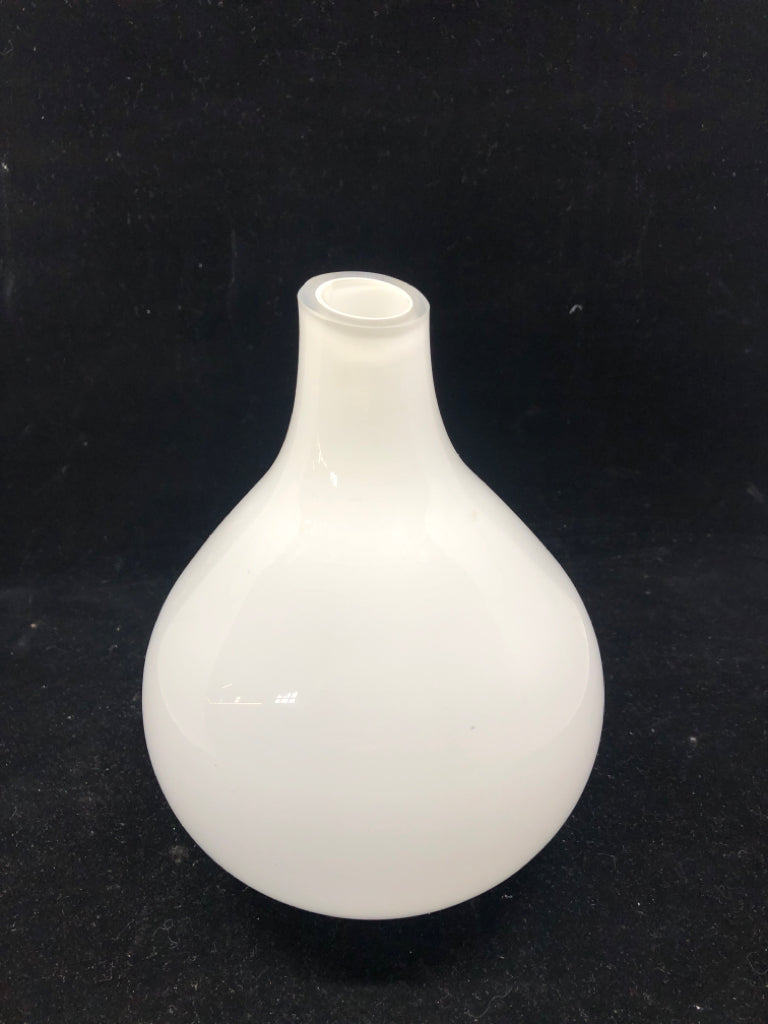 WHITE GLASS BUBBLE VASE.